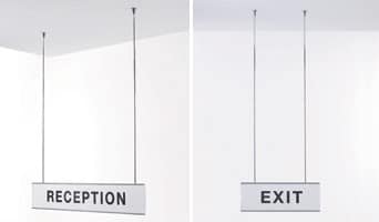 Appendere quadri dal soffitto
