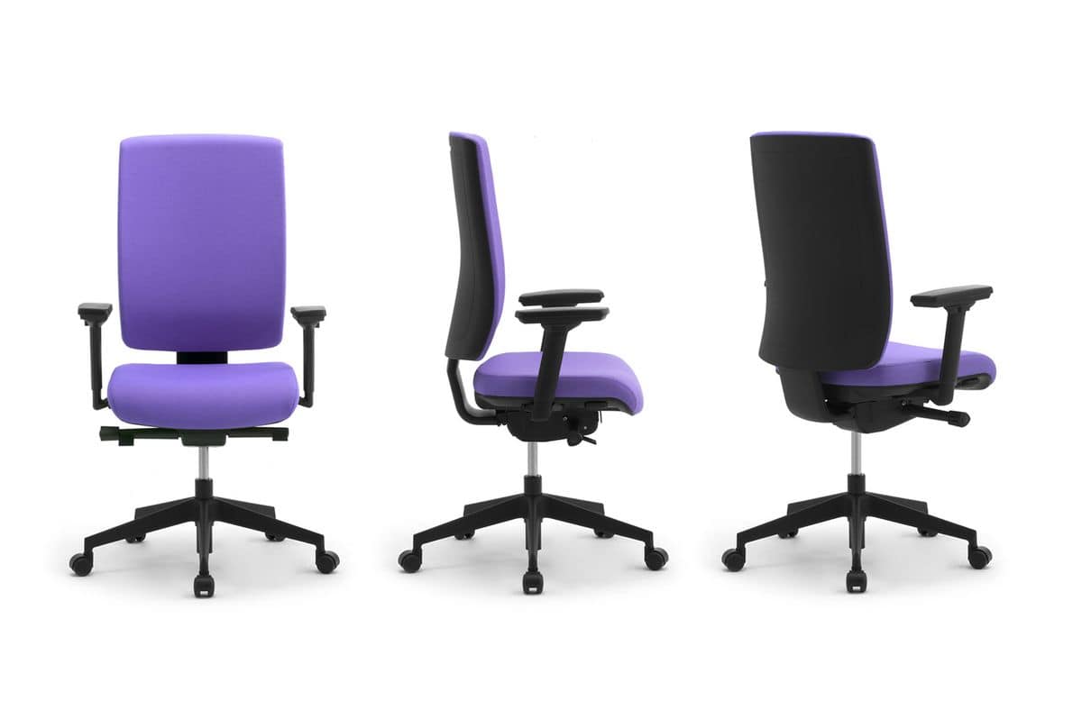 Sedia operativa per ufficio con braccioli e poggiatesta for Design sedia ufficio