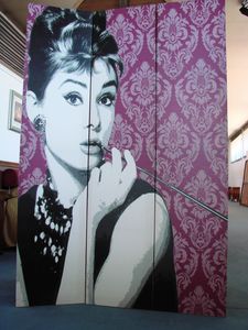 Art. 160, Paravento con raffigurata Audrey Hepburn