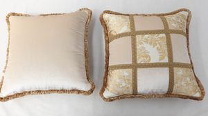 Cuscini, Cuscini con frange per arredo classico