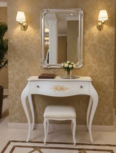 Art. 827, Consolle dalle linee classiche, per ingressi