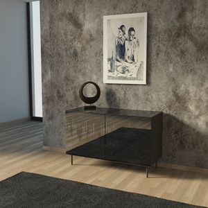 Atena 2A, Madia con ante a specchio con incisioni decorative