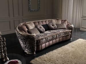 Glamour, Lussuoso ed elegante divano, con tessuto a motivo floreale