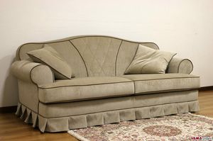 Plutone divano, Prestigioso divano classico dallo stile raffinato