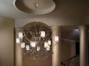 Anima lampadario, Lampadario con raffinata struttura in metallo e pendenti sw