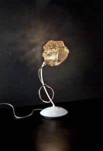 Gomitoli lumetto, Lampada da tavolo in metallo con diffusori in vetro