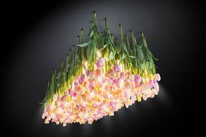 Flower Power Tulip, Lampadario con fiori e cilindri in vetro