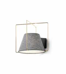 Kengo, Lampada da parete in tessuto e metallo