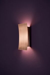 Wallight, Lampada da parete dal design contemporaneo