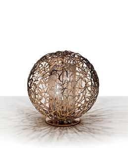 Weave 511/4L, Lampada da tavolo con paralume in metallo decorato