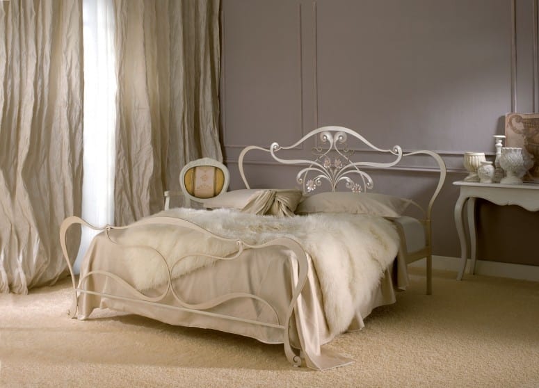 Testiera Letto matrimoniale in ferro pieno forgiato e battuto