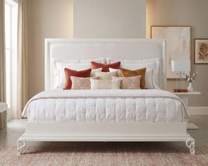 Art. 1880, Letto in legno laccato bianco