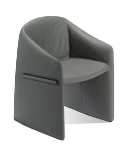 Majorette, Poltroncina imbottita e rivestita con braccioli