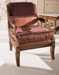 9725, Poltrona in faggio massello, seduta e schienale imbottiti, per ambienti in stile classico di lusso
