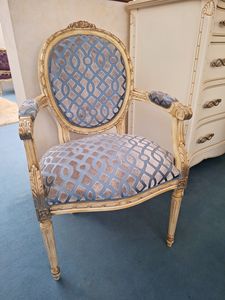 Art. 114, Poltroncina in stile classico, prezzo outlet