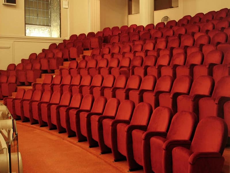 Giada Napoli, Poltrona con sedile ribaltabile, per sale teatro