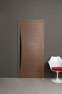 Blow battente, Porta a battente in noce canaletto adatta per alberghi e case