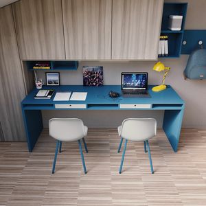 Easy desk 02, Ampia scrivania con cassetti