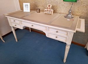 Art. 222, Scrivania in legno laccato, stile classico