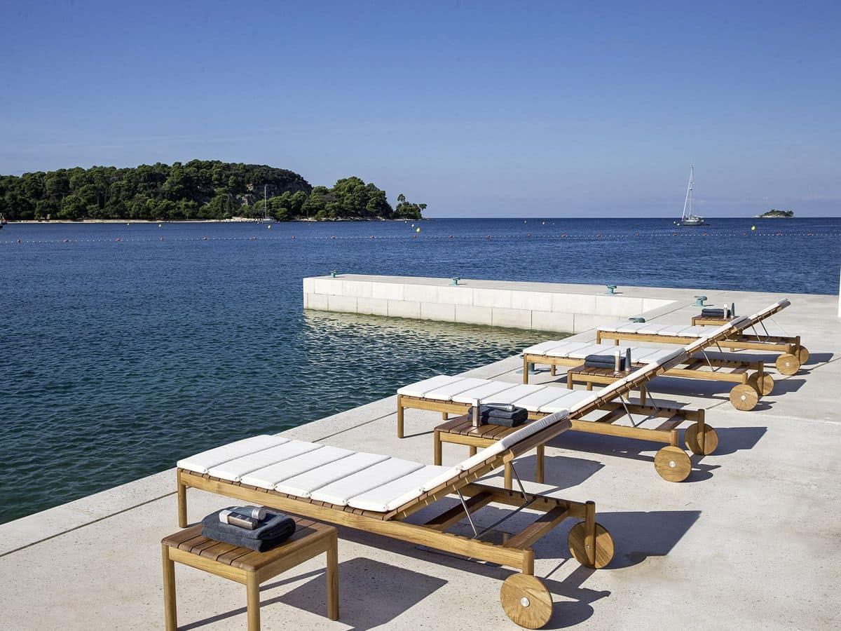 Lettino Prendisole Pieghevole In Legno Di Teak Massiccio Con Cuscino Incluso - Perfetto Per Giardino, Balcone E Terrazzo - Comodo E Salvaspazio