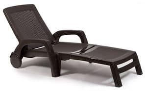 CHAISE LONGUE POLYRATTAN, Lettino da mare in polyrattan, con ruote e braccioli