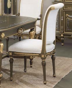 Art. L-901 K, Sedia in legno, laccata craquel nero su fondo oro, seduta e schienale imbottiti, per ambienti classici