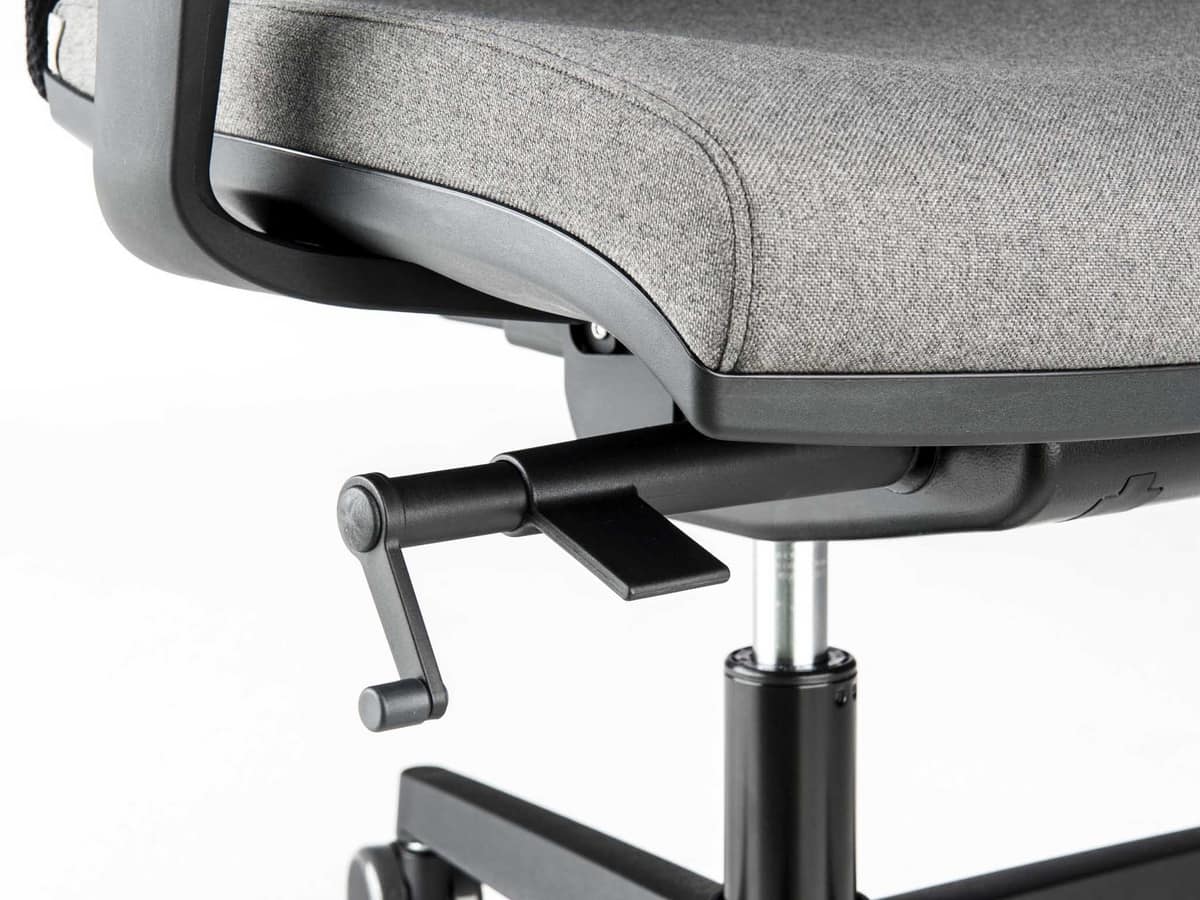 Flash Furniture Sedia Ufficio Ergonomica In Rete Nera - Schienale Lombare, Braccioli Ribaltabili, Regolabile In Altezza Con Blocco Inclinazione