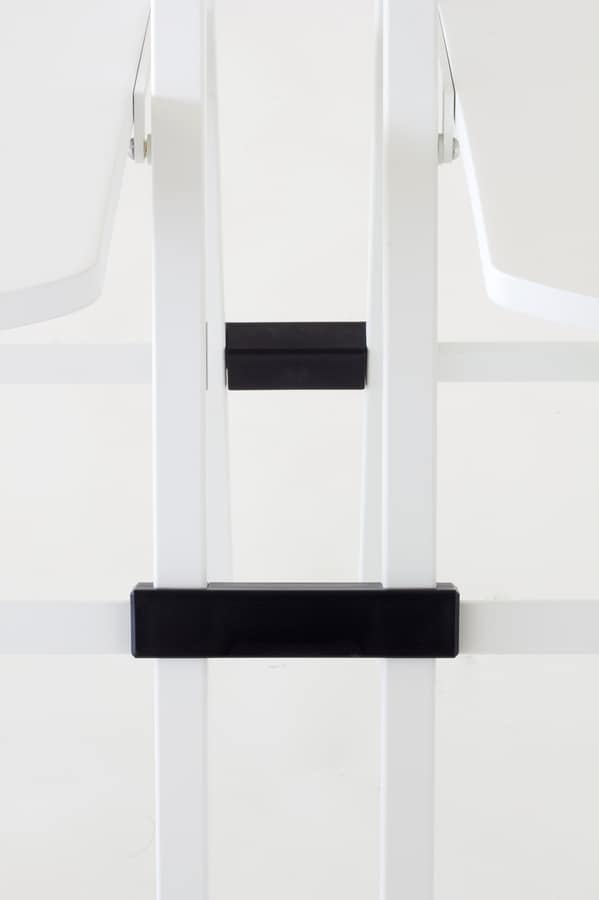 Pocket plastic, Versatile sedia pieghevole, struttura in metallo, seduta e schienale in polipropilene colorato