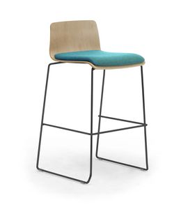 Zerosedici Wood stool, Sgabello con base a slitta in metallo