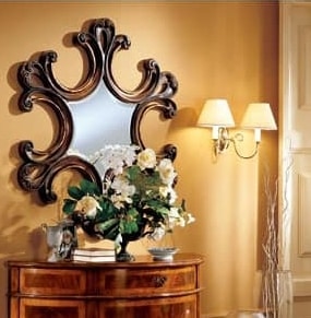 Complements specchiera 862, Specchio con cornice in legno decorato