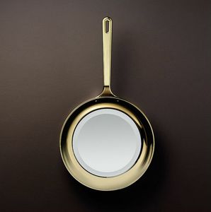 Frying Pan, Specchio a forma di padella