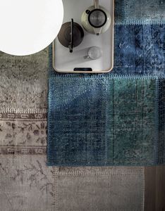 VOLTA, Tappeto filato a mano patchwork originale