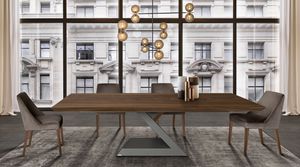 ZAGOR, Elegante tavolo con base in acciaio verniciato