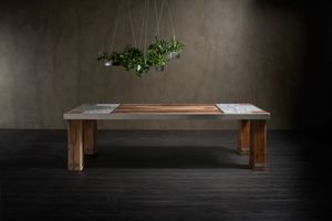 Cerasia, Tavolo realizzato con legno di ciliegio