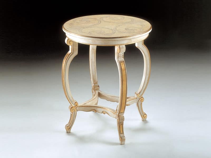 Art. 1369, Tavolino con decori preziosi, per Suite classica di lusso