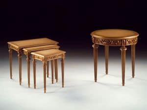 Art. 912 Dec�, Tavolino in legno intagliato, per salotto classico