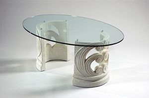 Eros, Tavolino classico con base in pietra