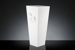 Cubo Horse Relief Vaso, Vaso decorativo in ceramica