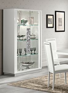 Roma Glamour vetrina, Vetrina con elegante maniglia decorativa