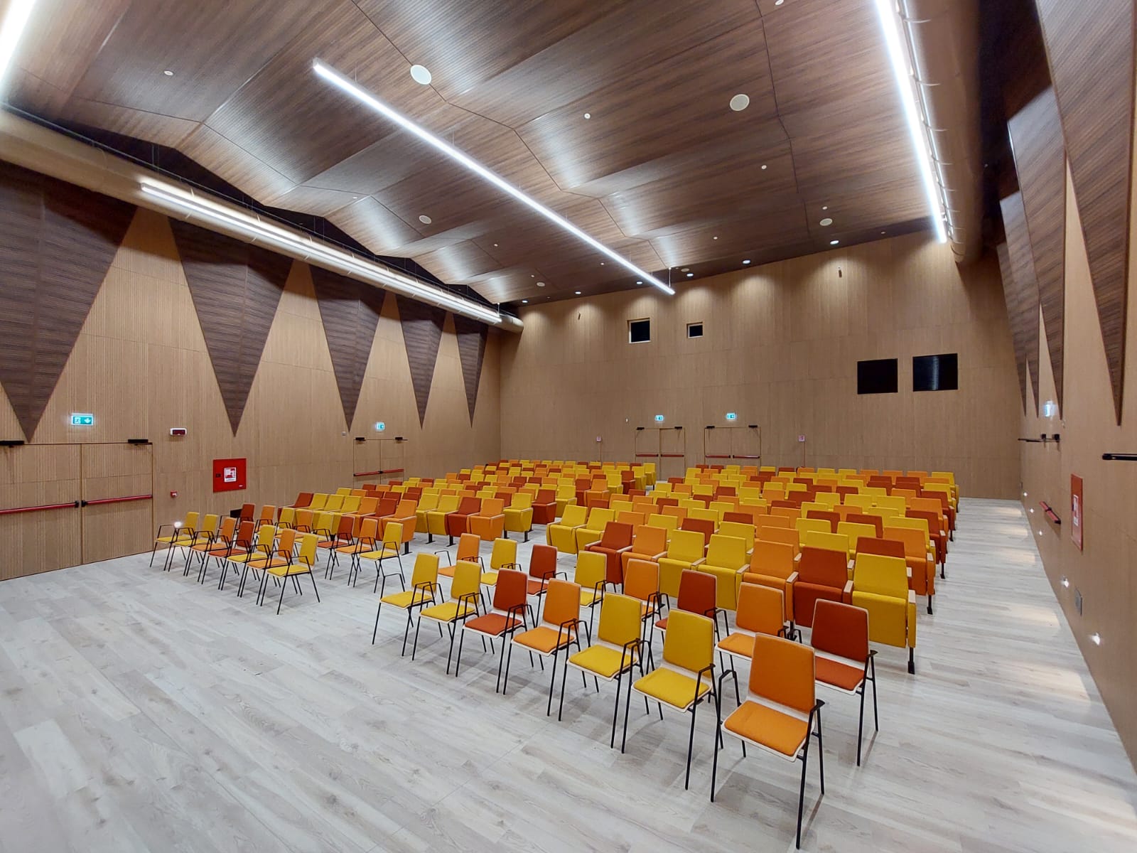 La poltrona ANTEA COM 1 all'auditorium Pujati di Sacile