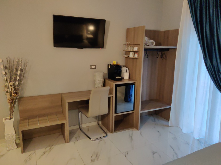 Arredamento per B&B ad Alghero, Sardegna