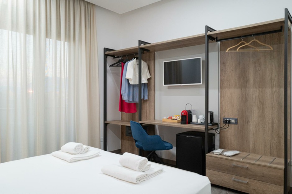 Arredamento per B&B a Pompei, Italia
