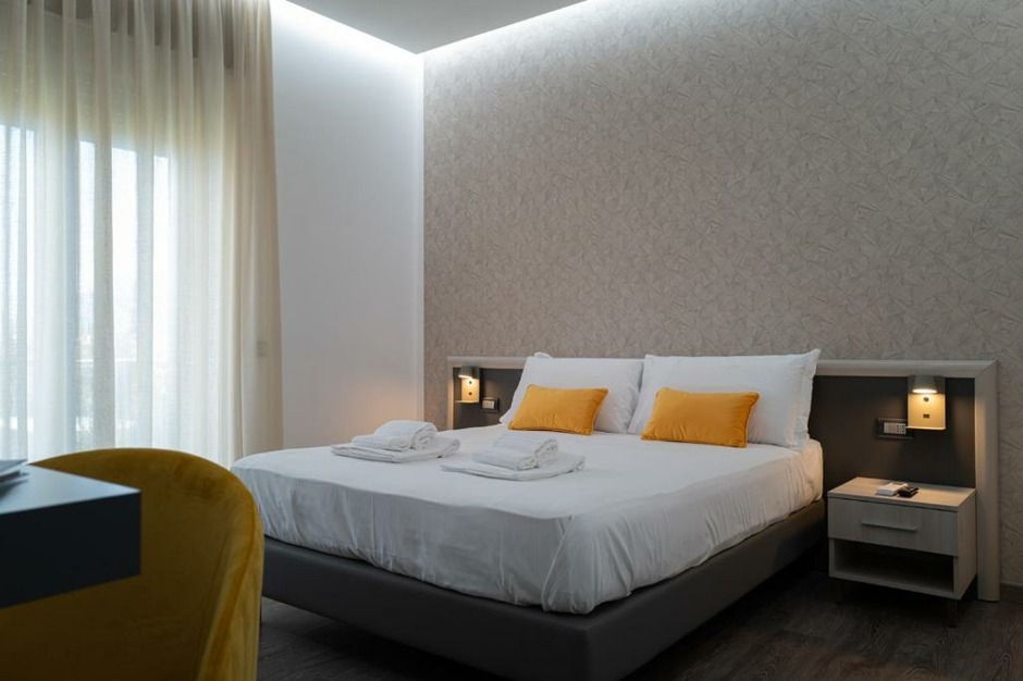 Arredamento per B&B a Pompei, Italia