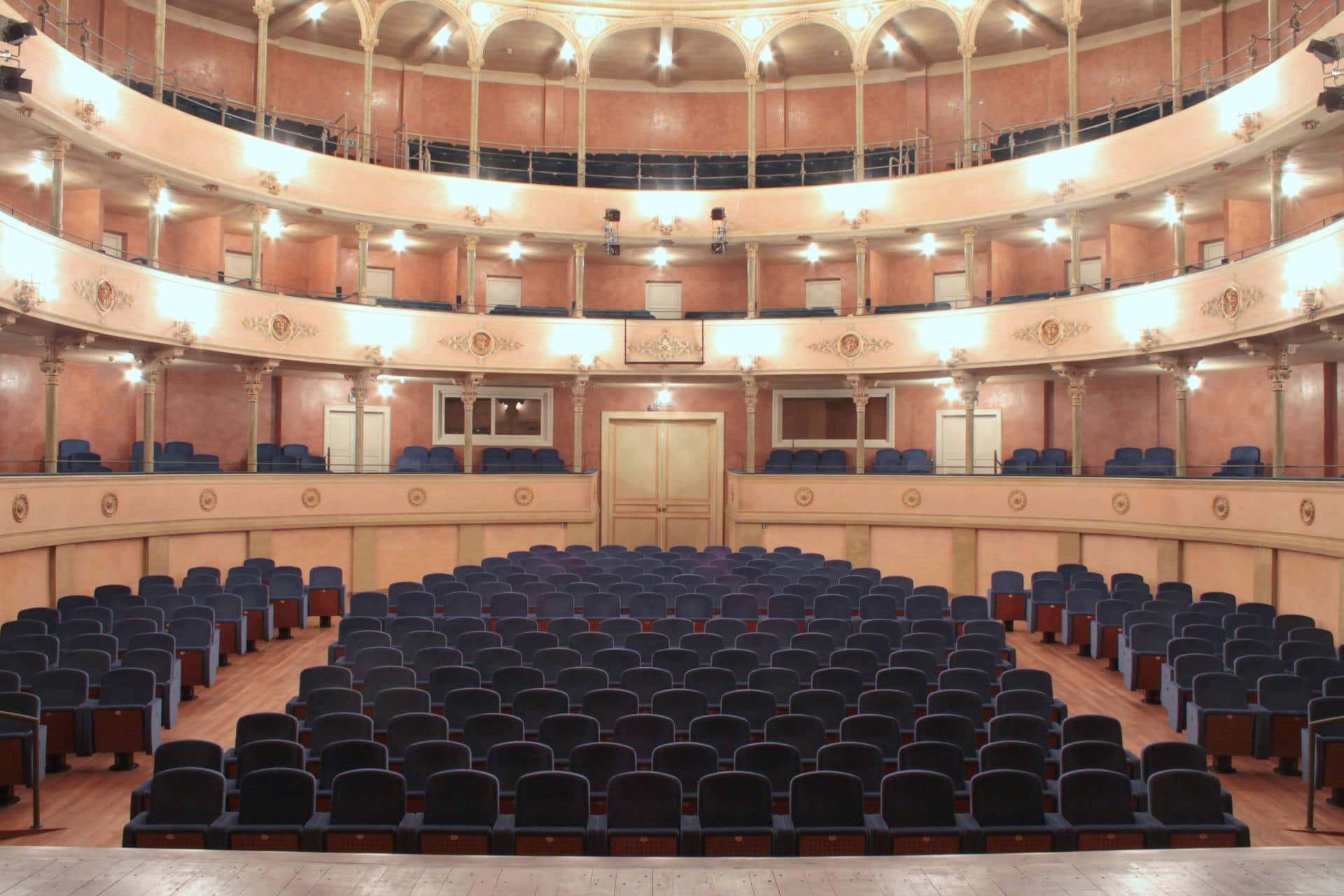 Poltrone Lugano nel Teatro Ariosto