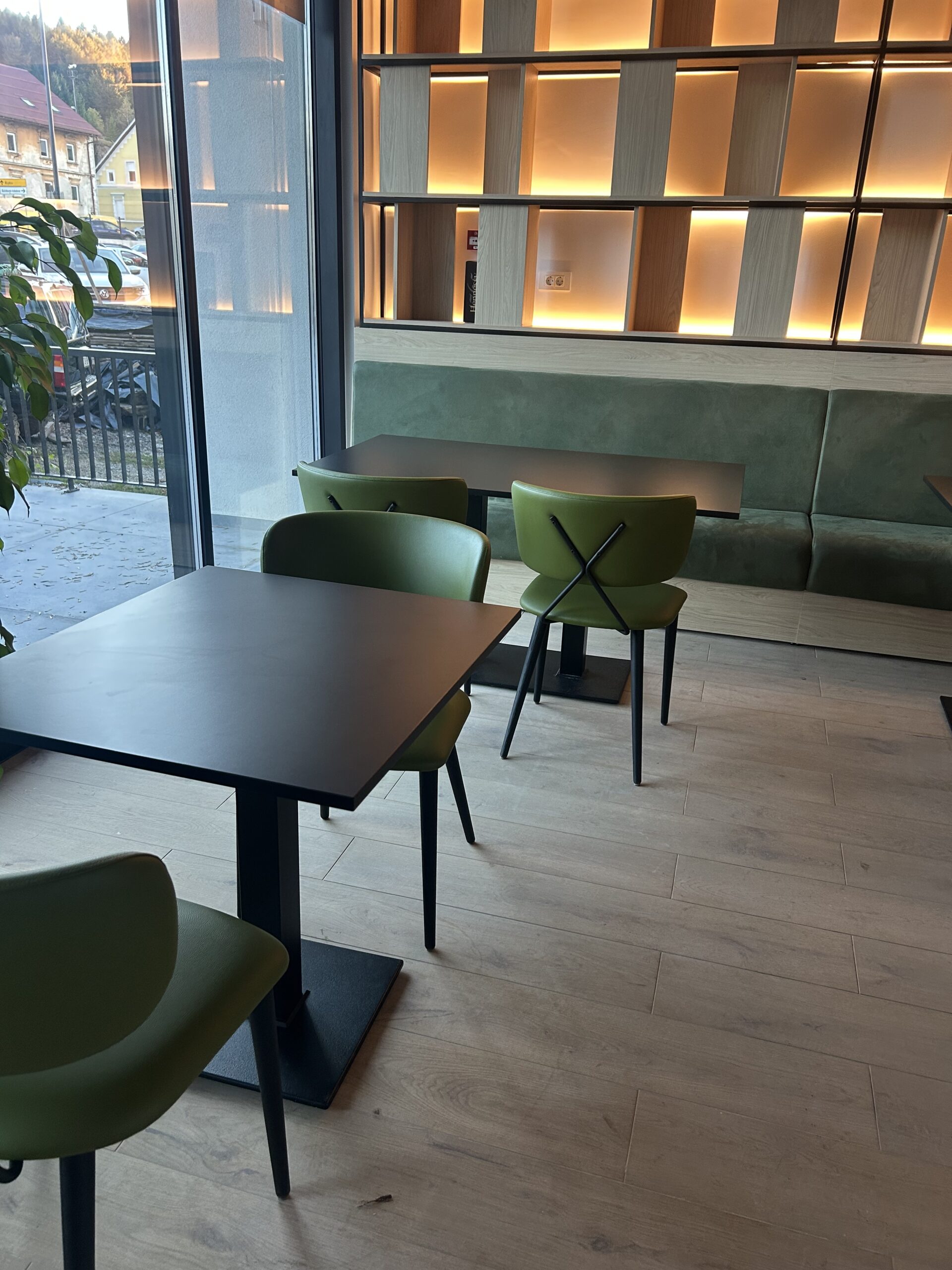 Sedia e sgabello Ela, Kraljevica Hotel � Croazia