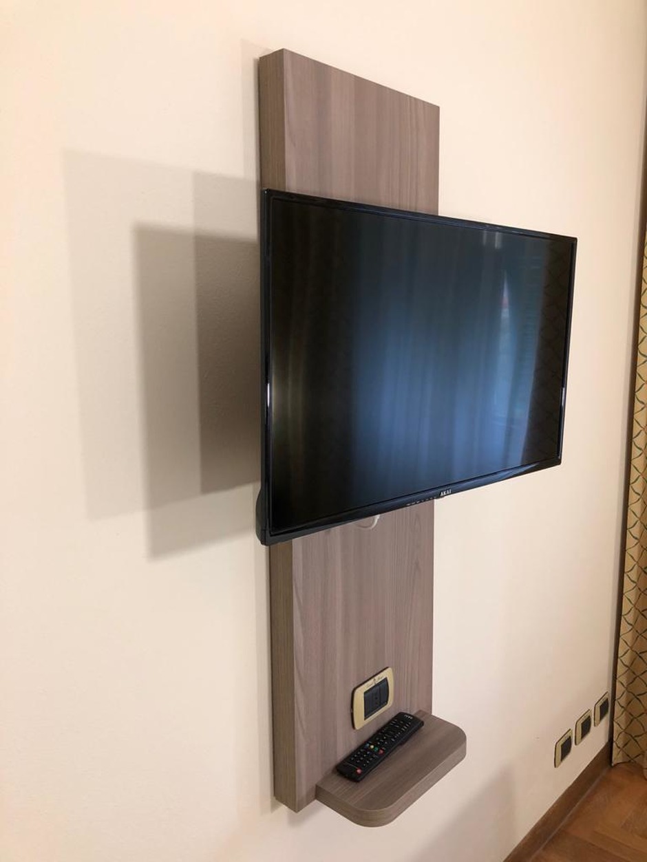 Arredamento camera Hotel a Genova